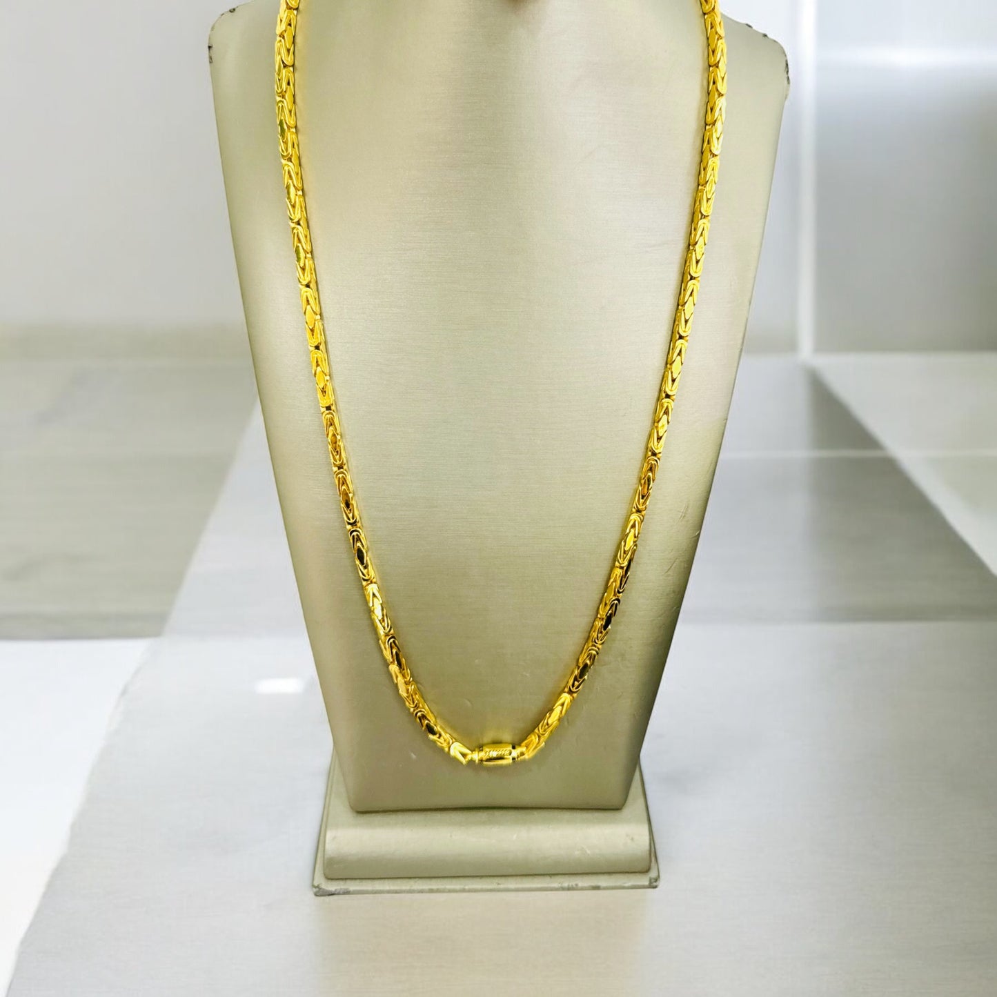 21K Gold Boxed Byzantine Monaco Chain Necklace