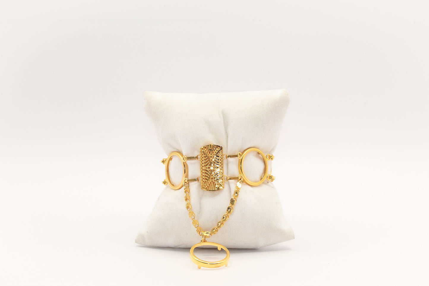 21K Gold Plain Coin Bracelet