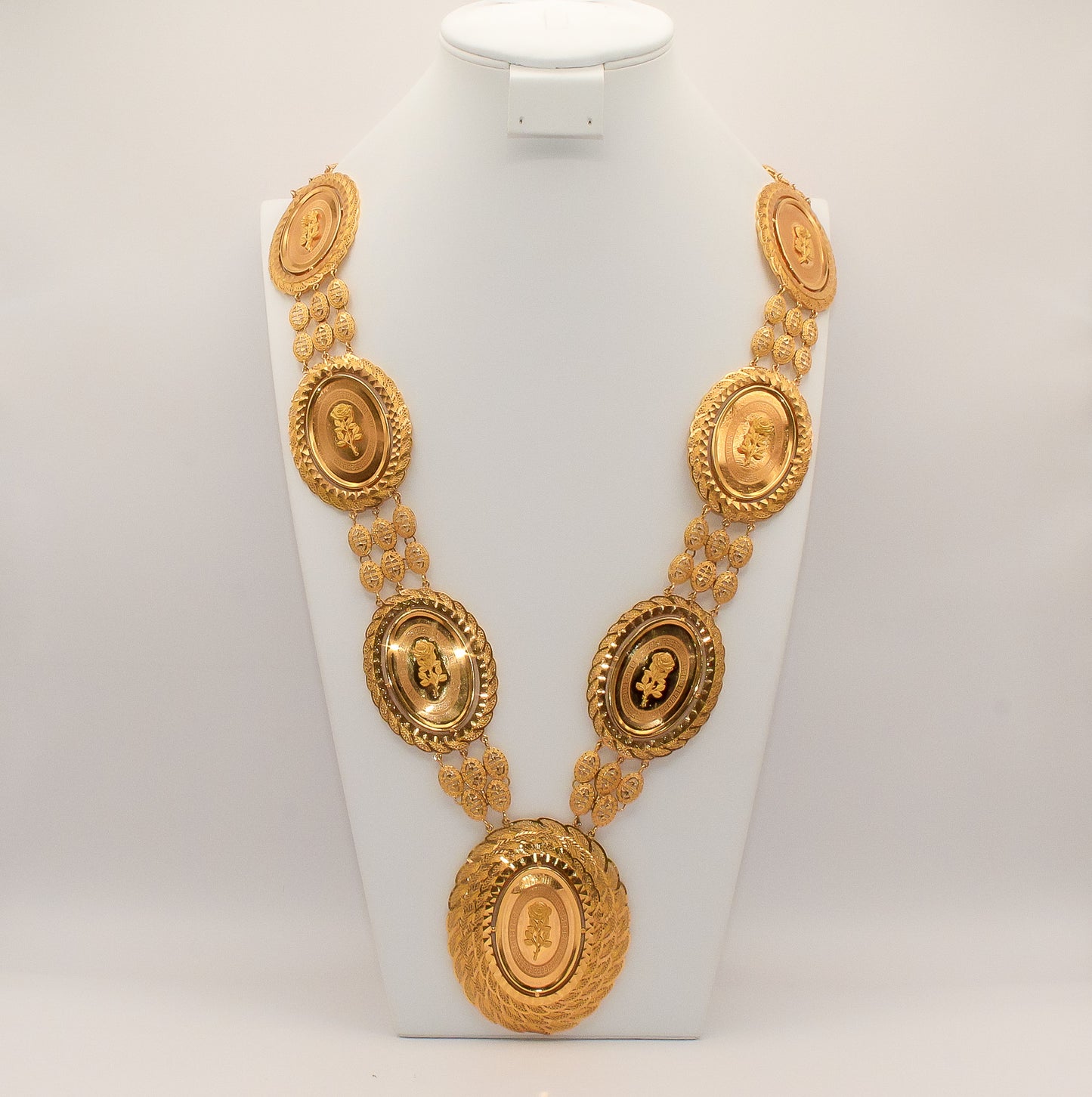 21K Gold Oval Rose Kladah Necklace