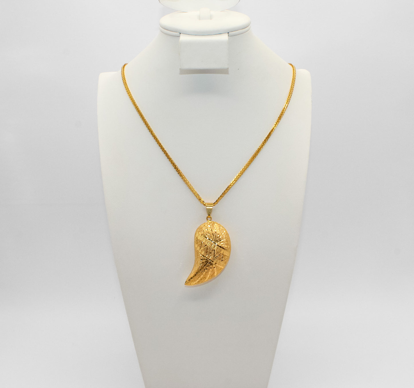 21K Gold Large Loza Pendant