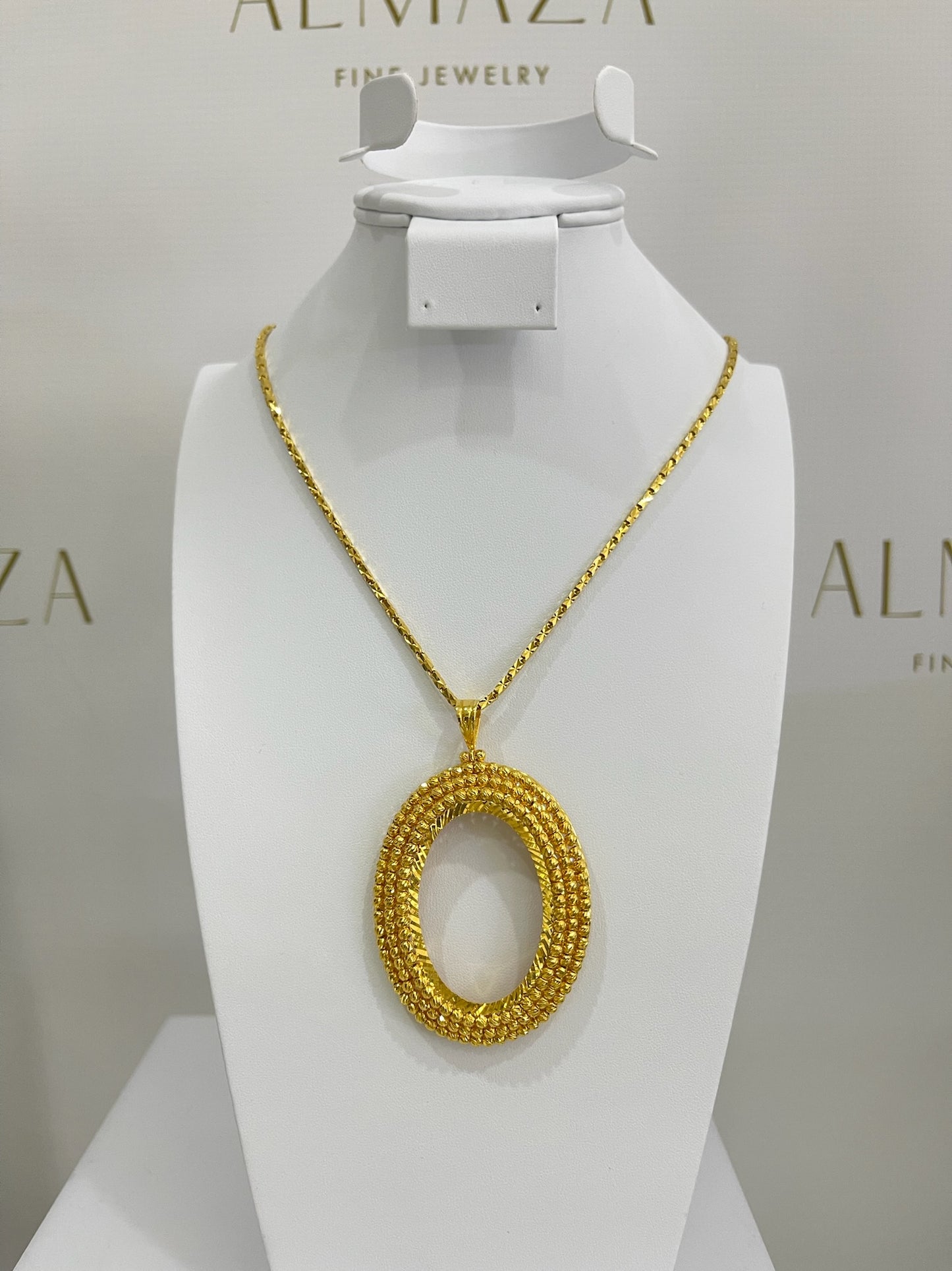 21K Gold Oval Himo Ounsa Frame Pendant