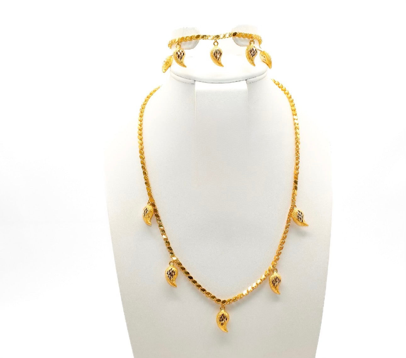 21K Gold Loza Necklace Set
