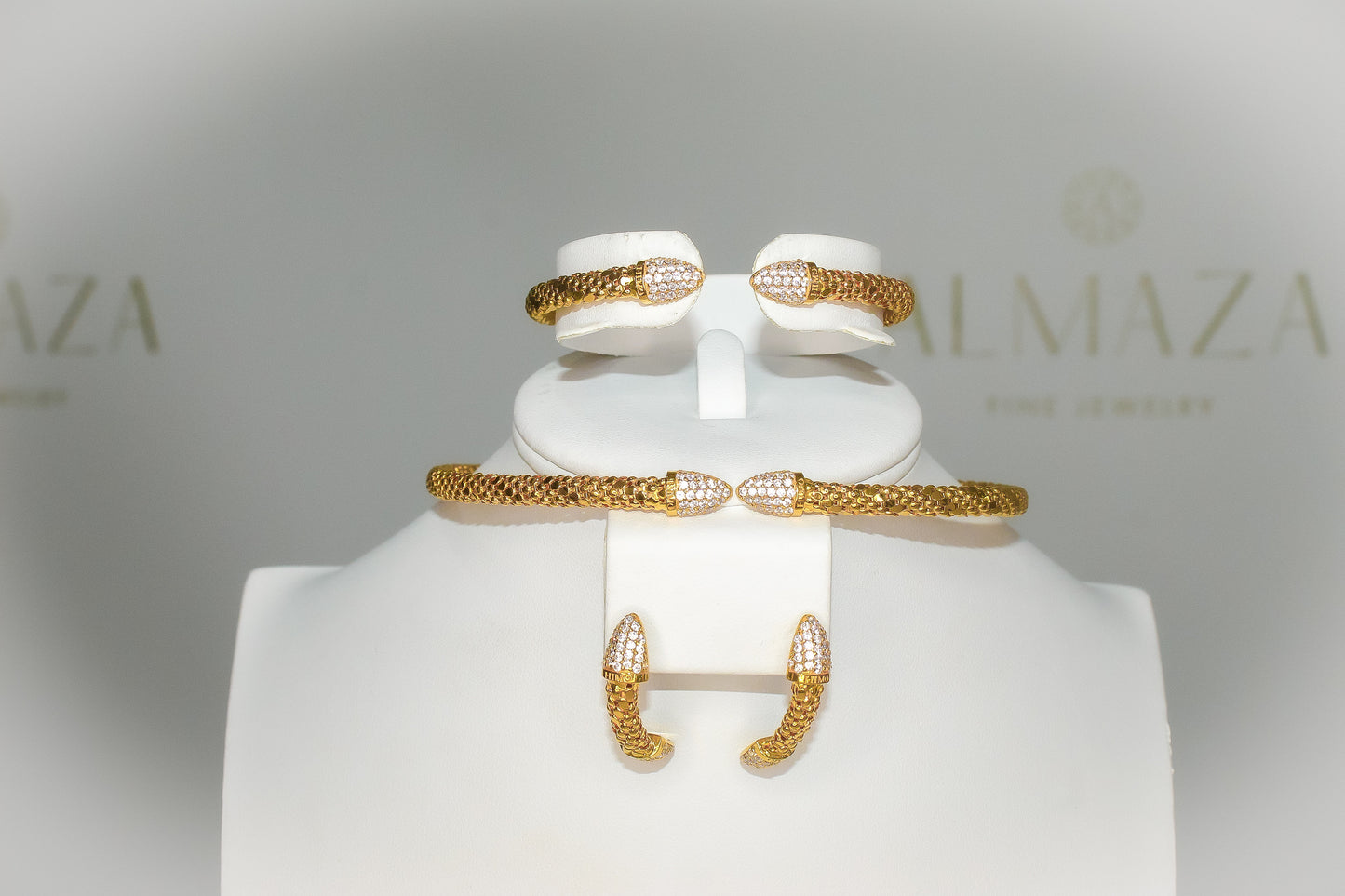 21K Gold Studded Himo Choker Set