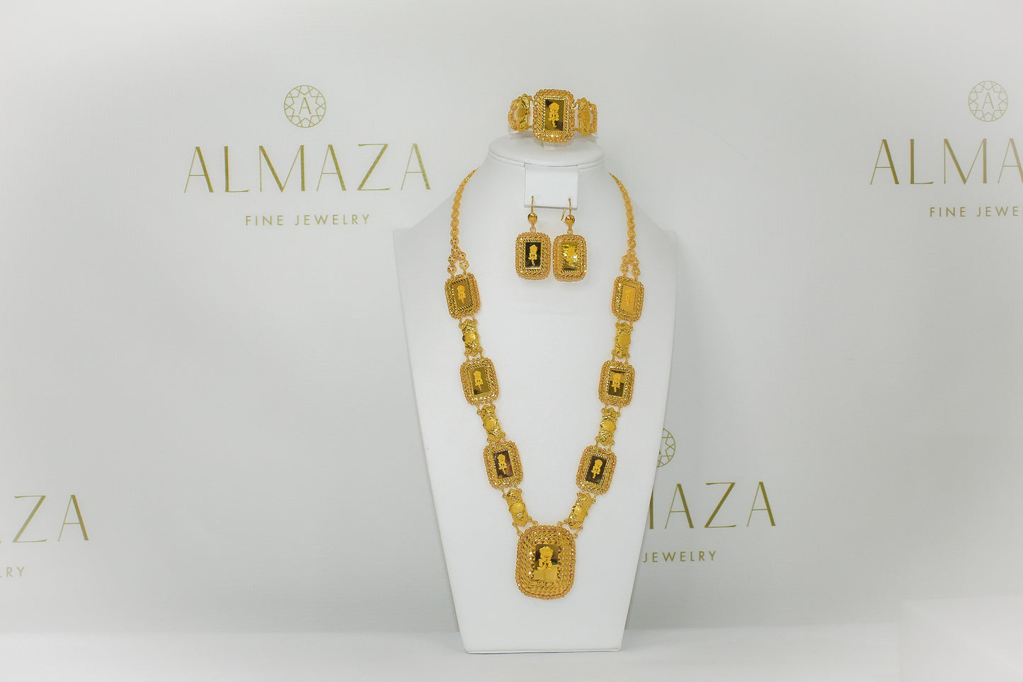 21k Gold Square Rose Set