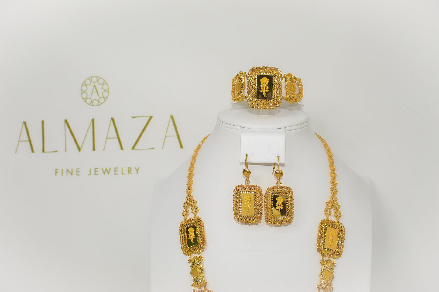 21k Gold Square Rose Set