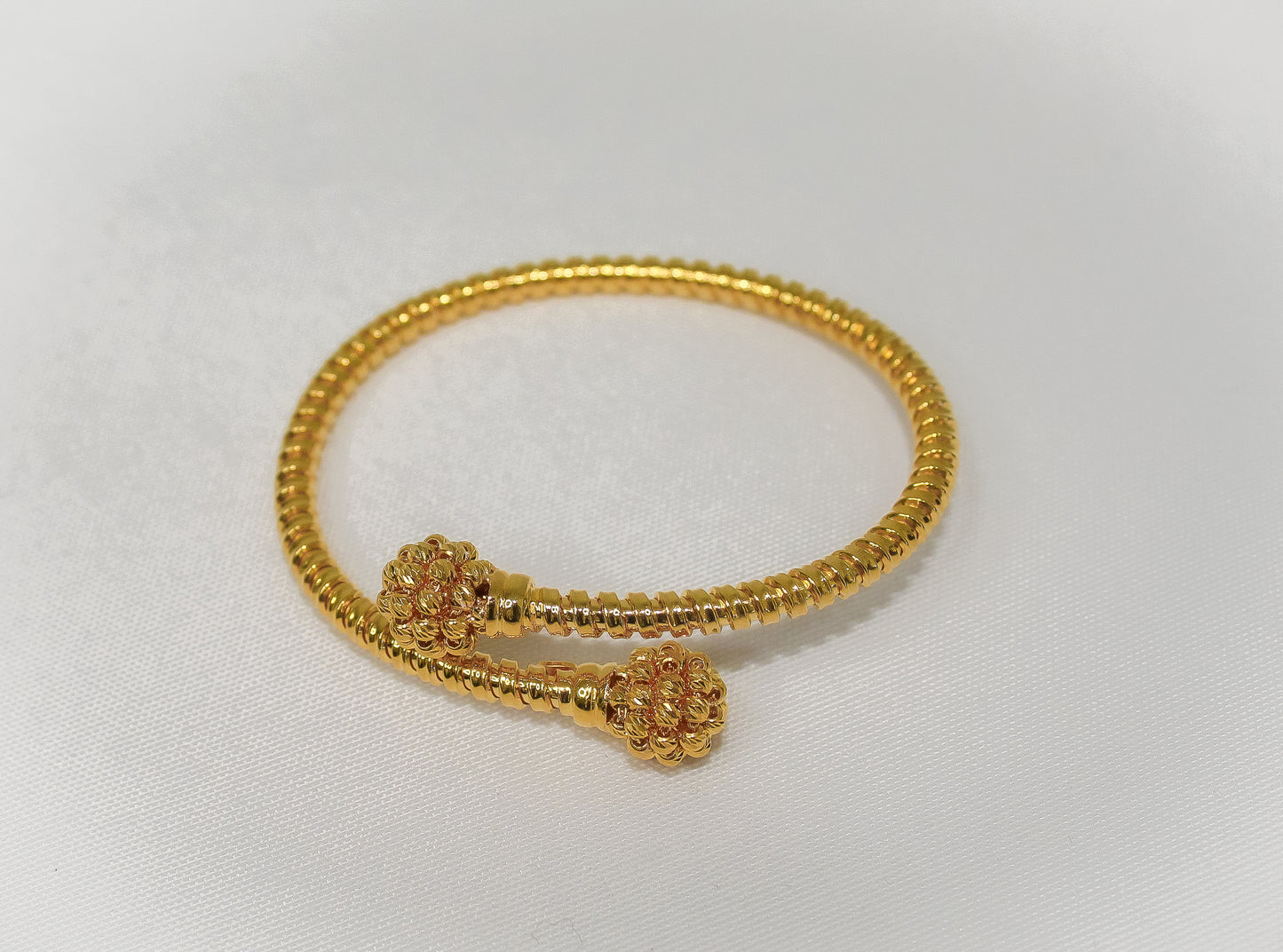 21K Gold Himo Twist Bracelet