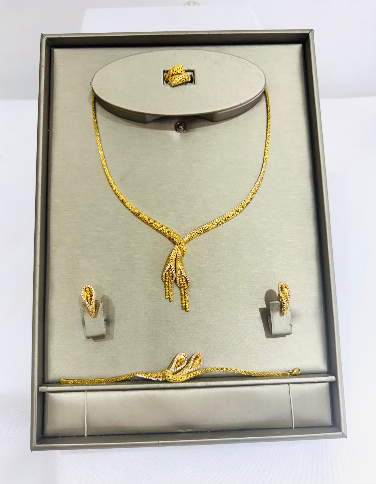 21K Gold Tear Drop Engagement Set
