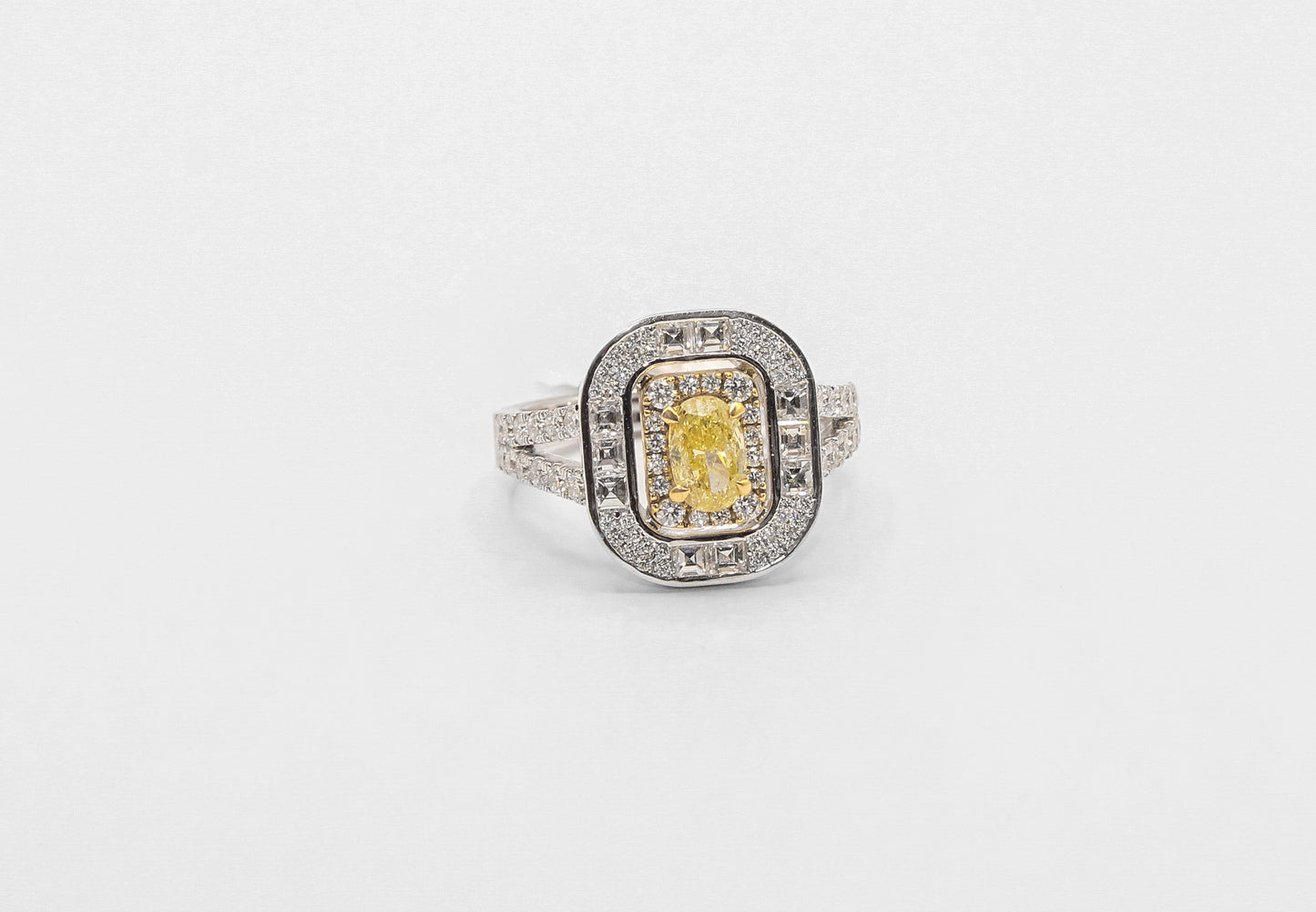 18K White Gold 1.87 Carat Diamond Ring