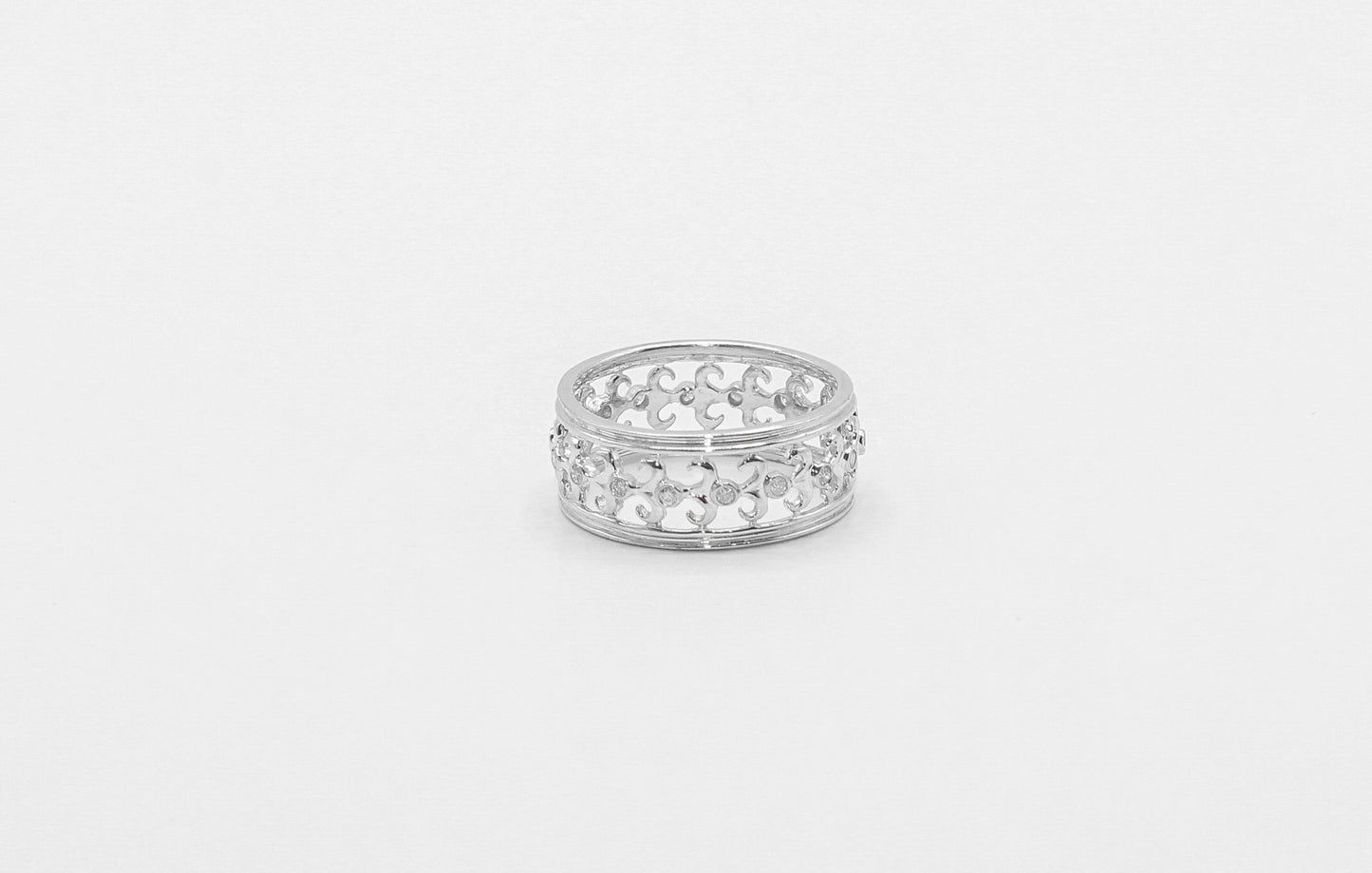 14K Diamond Fleur De Lis Bezel Eternity Band Ring