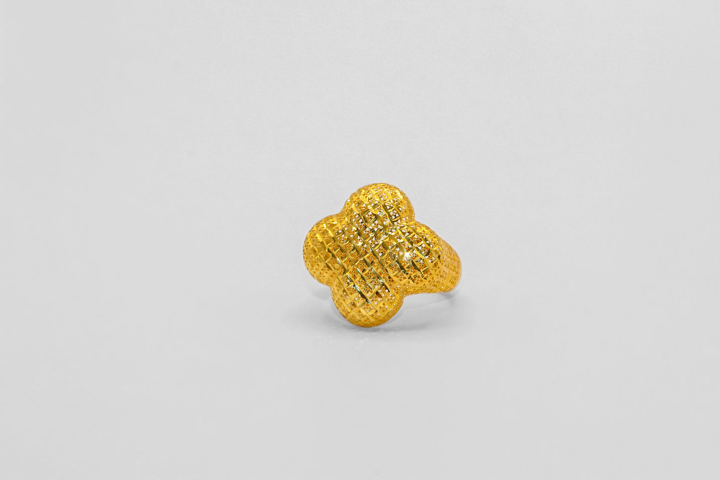 21K Gold Clover Puff Ring