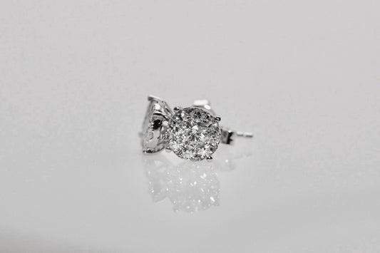 14K White Gold Diamond Stud Earrings
