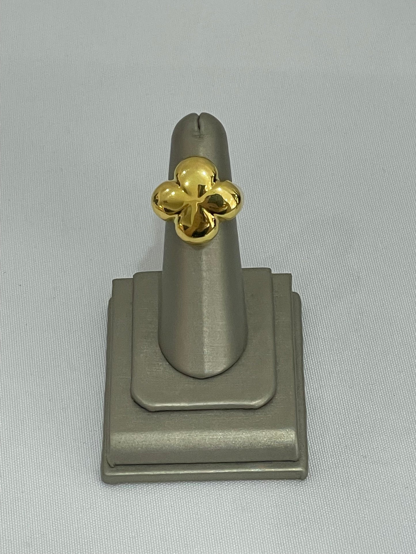 21K Gold Clover Ring