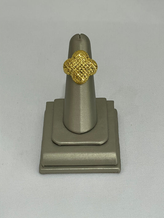21K Gold Clover Ring
