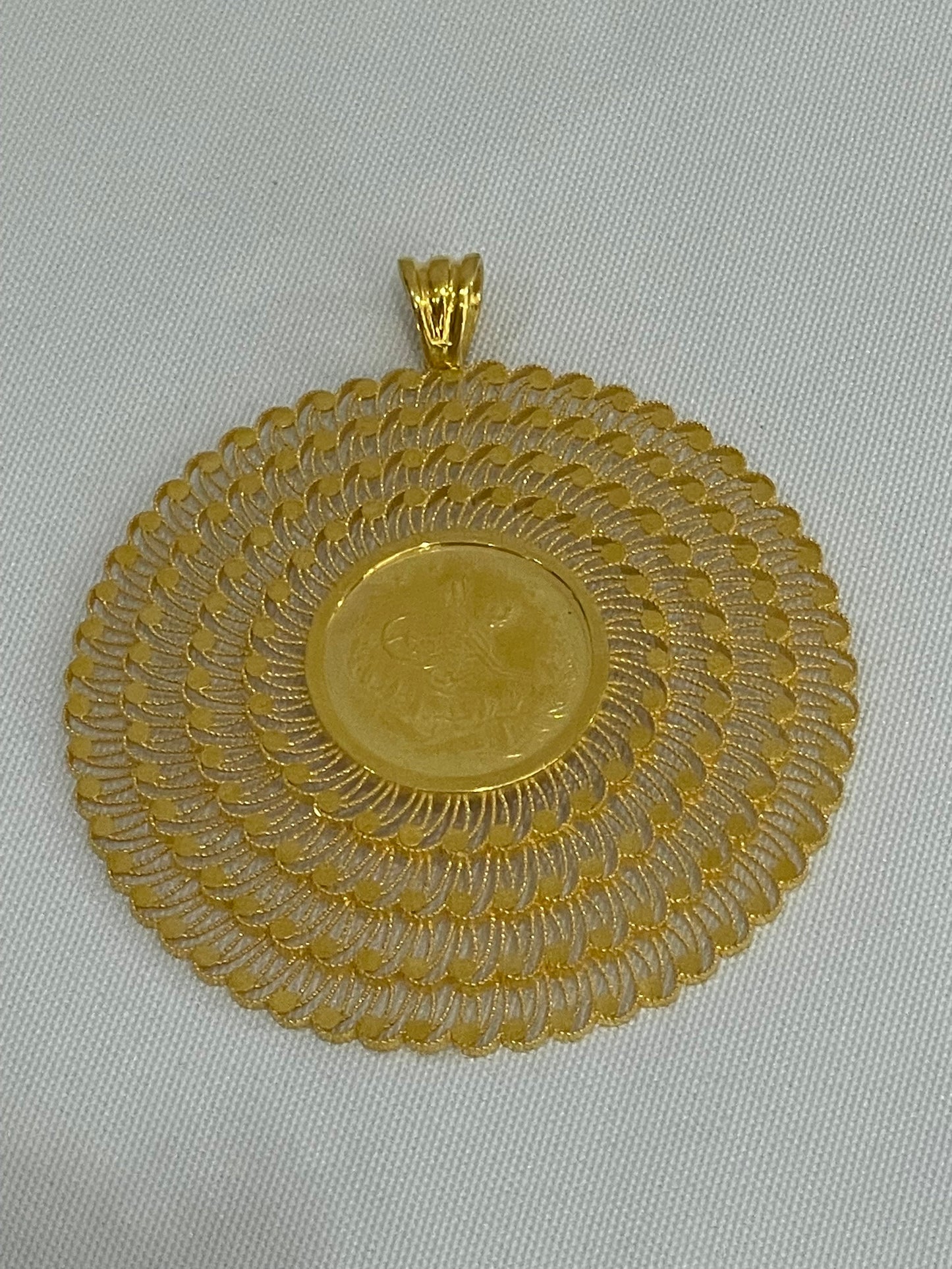 21k Gold Pendent