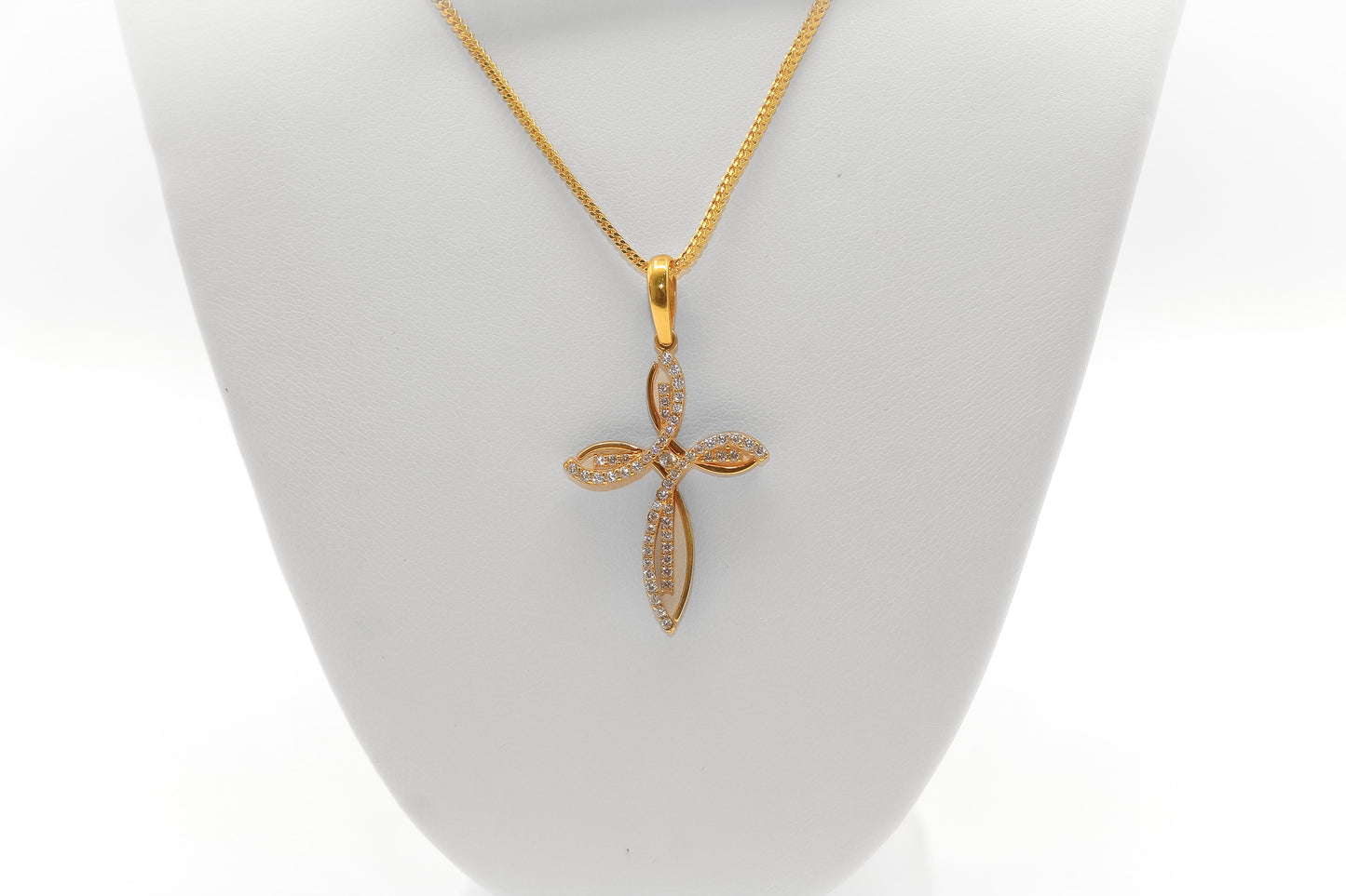 21K Gold Studded Cross Pendant