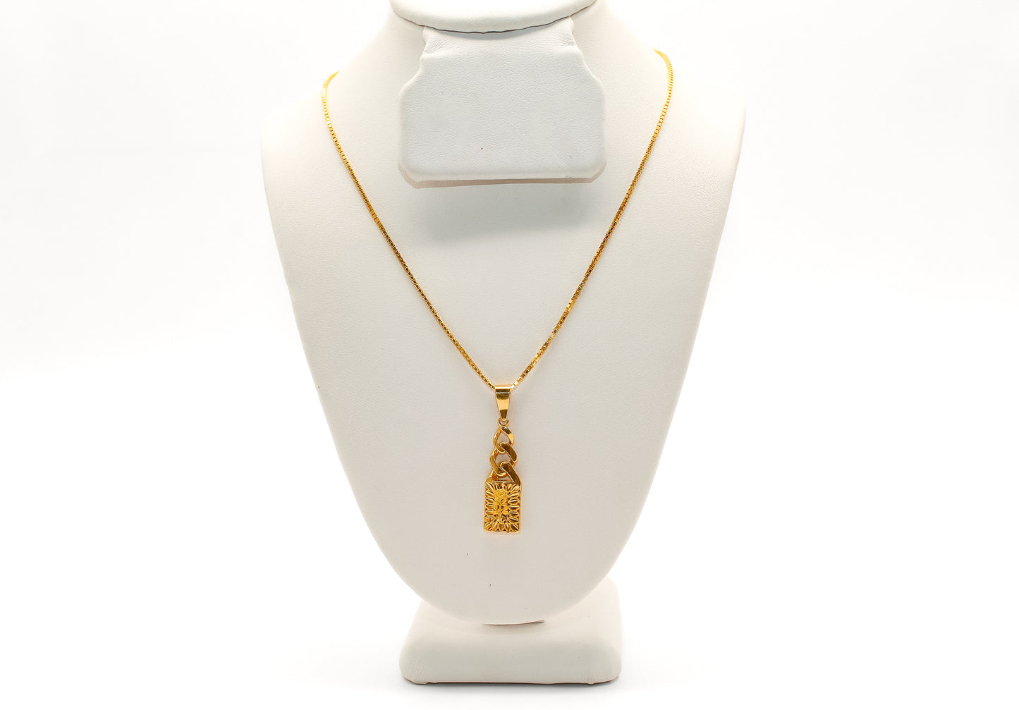 21K Gold Mini Rose Necklace