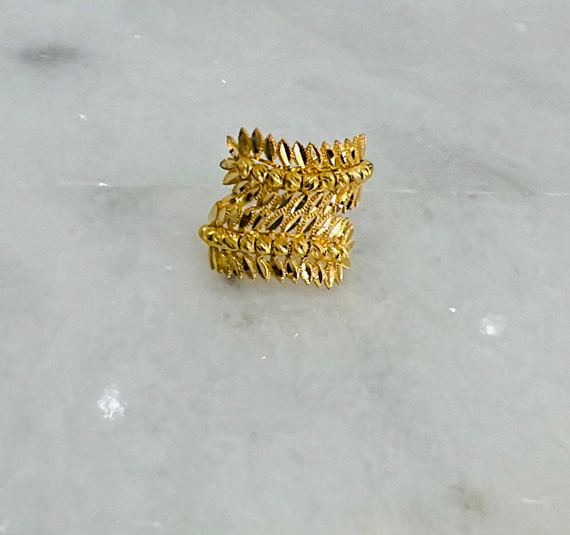 21k Gold Leaf motif Ring