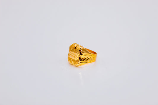 21k Gold Mens Ring