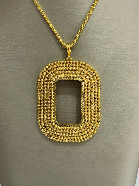 21k Gold Ounsa Himo Frame Pendant