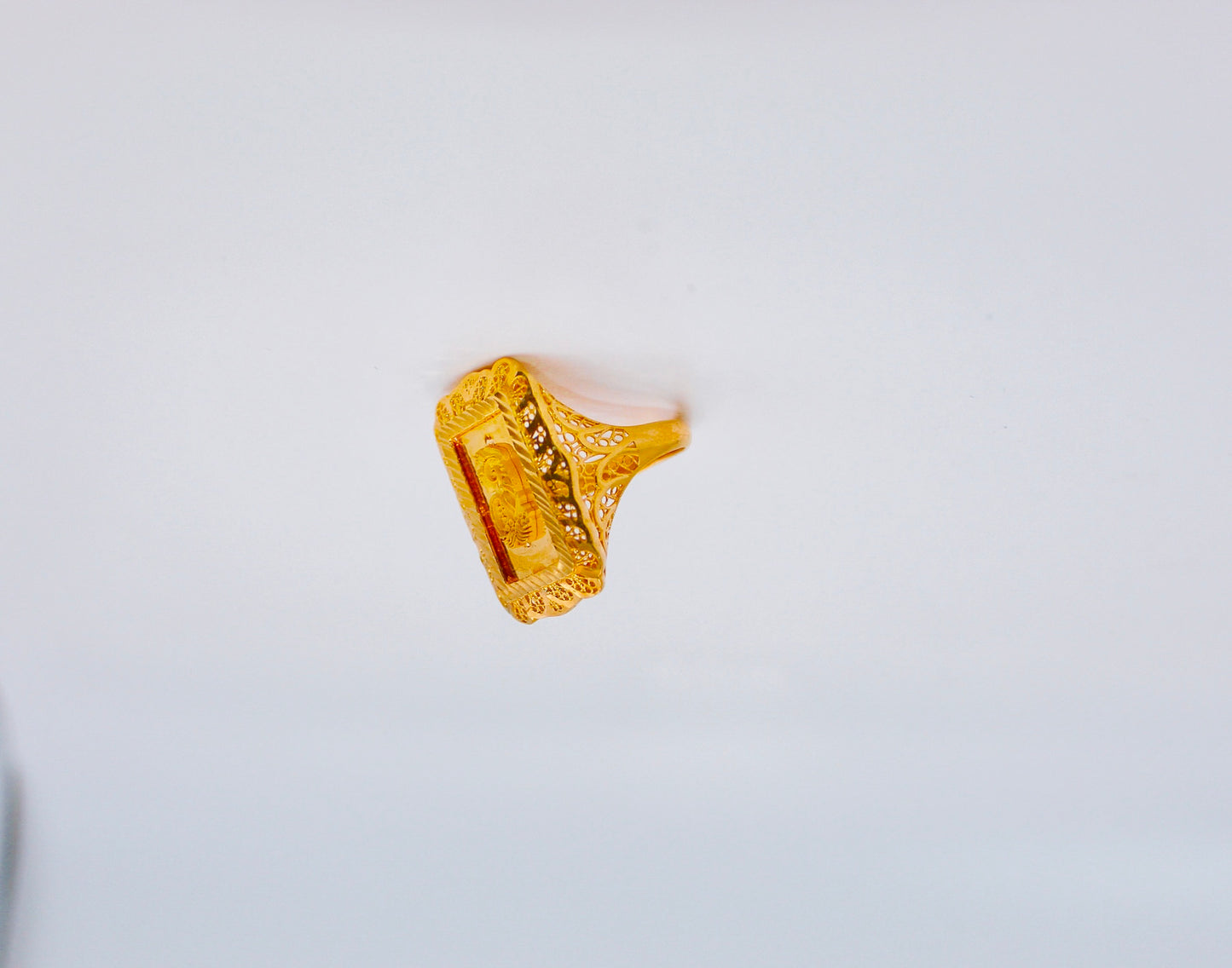 21k Gold Lady Futuna Ring