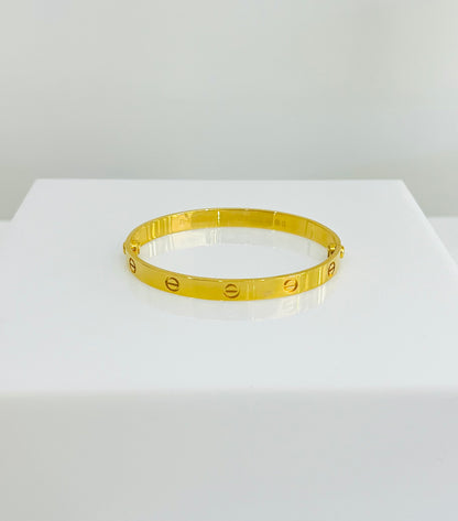 21k Gold Bangle Bracelet