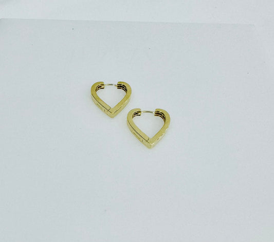 14k Gold Heart Earrings