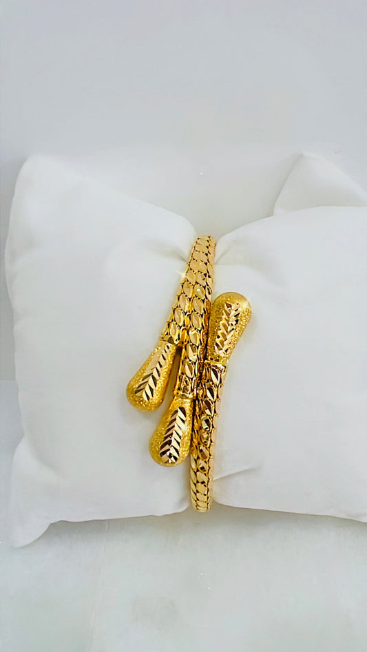 21k Gold Bangle Bracelet