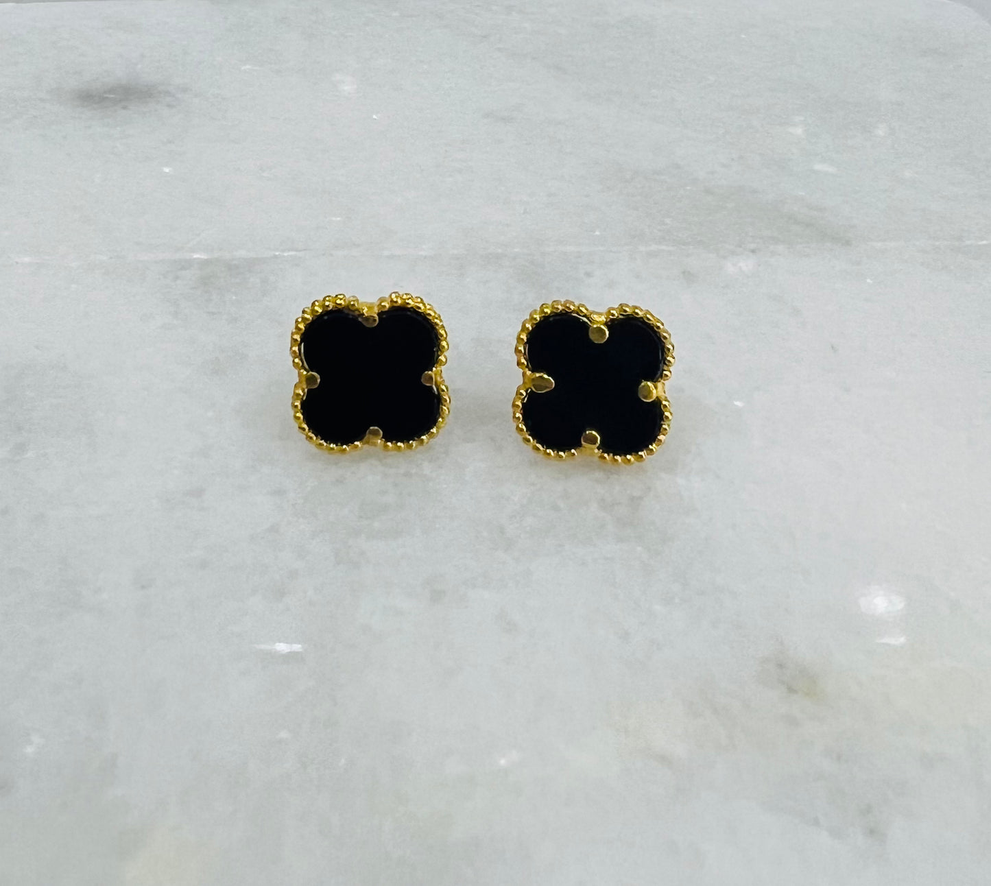 21k Gold onyx Earrings