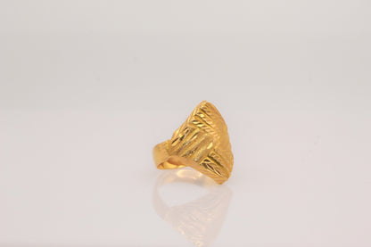 21k Gold Geometric Design Ring