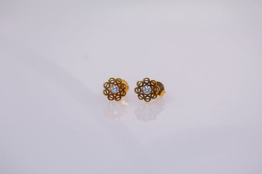 21k Gold Flower Post Earrings