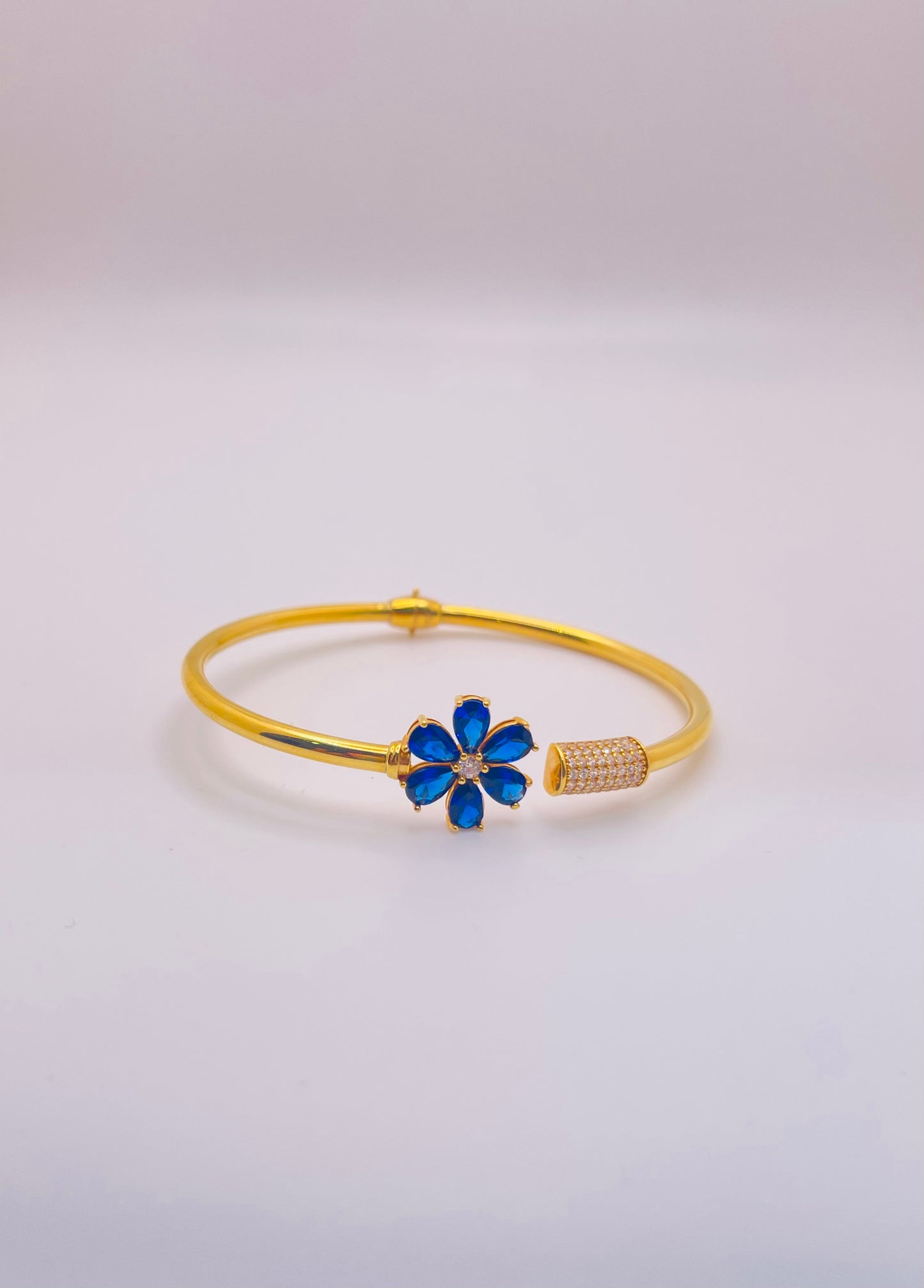 21k Gold Blue daisy crystals Bangle Bracelet