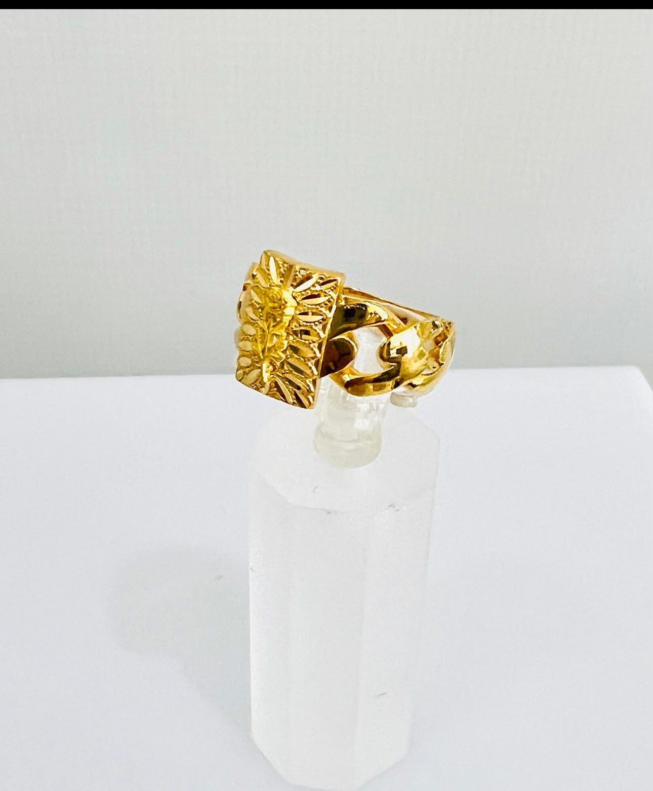 21k Gold Ounsa Ring