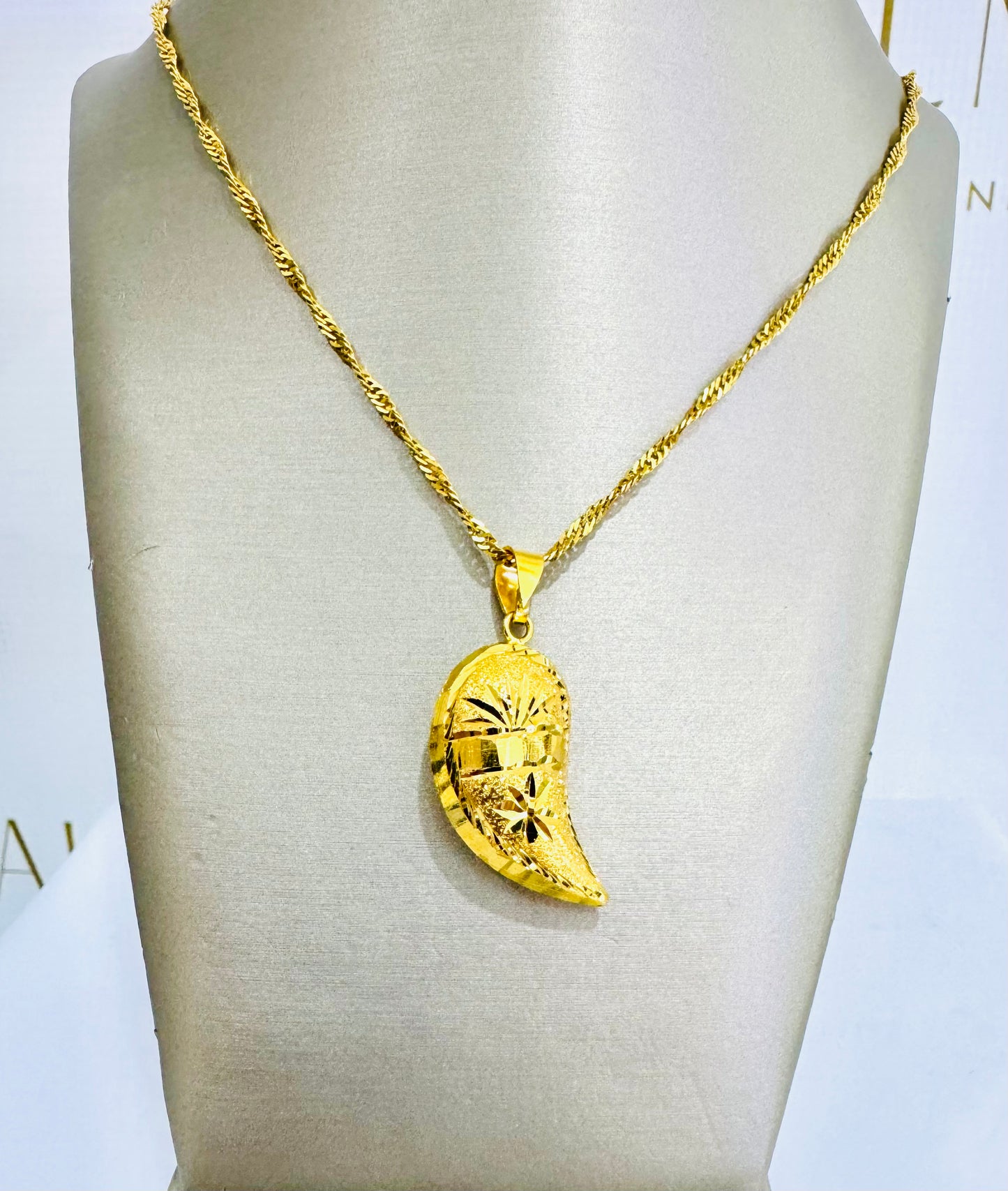 21k Gold Loza Necklace