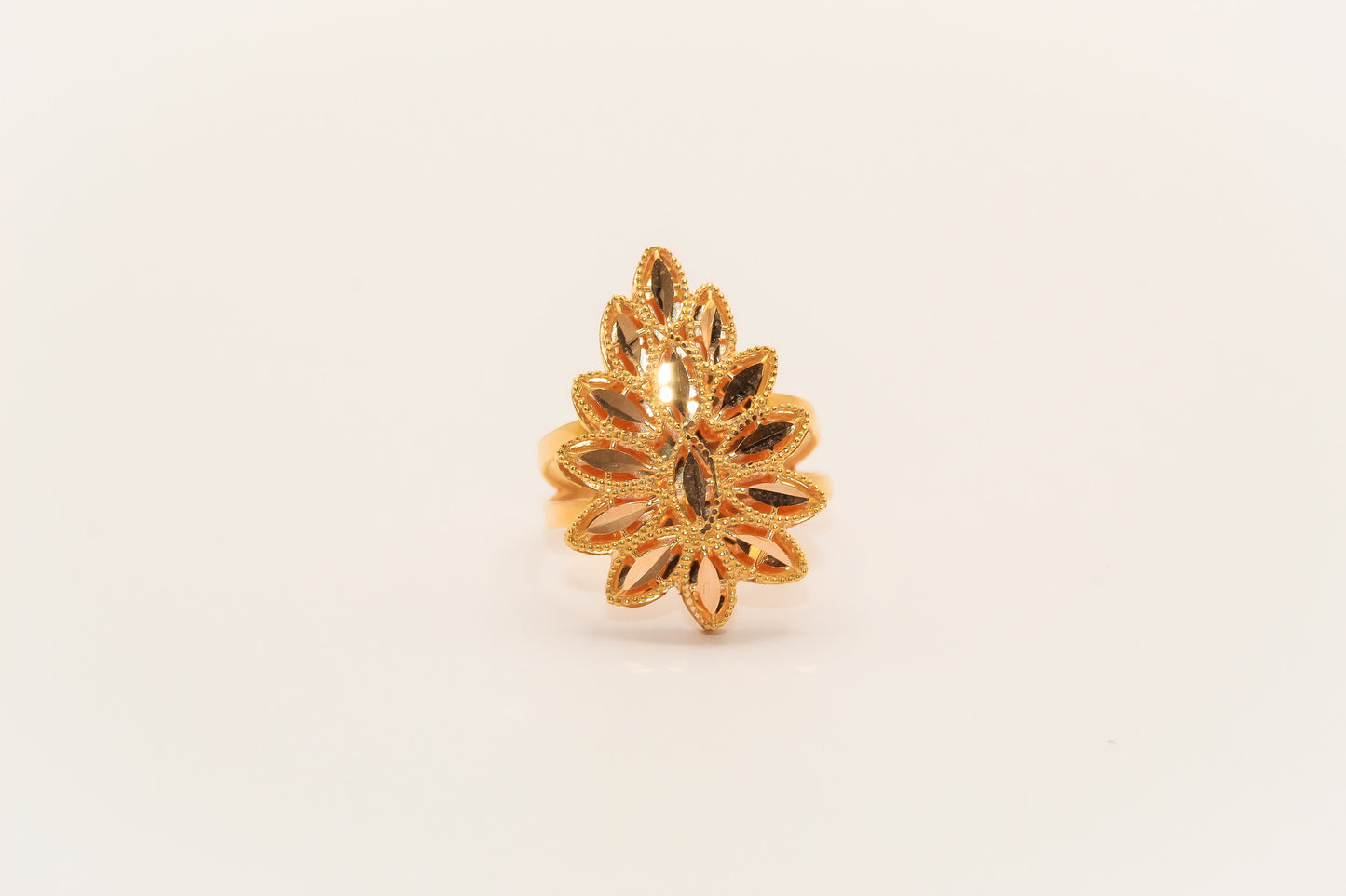 21K Gold Pear Leaf Ring