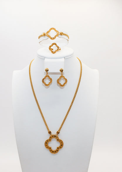21K Gold Clover Set