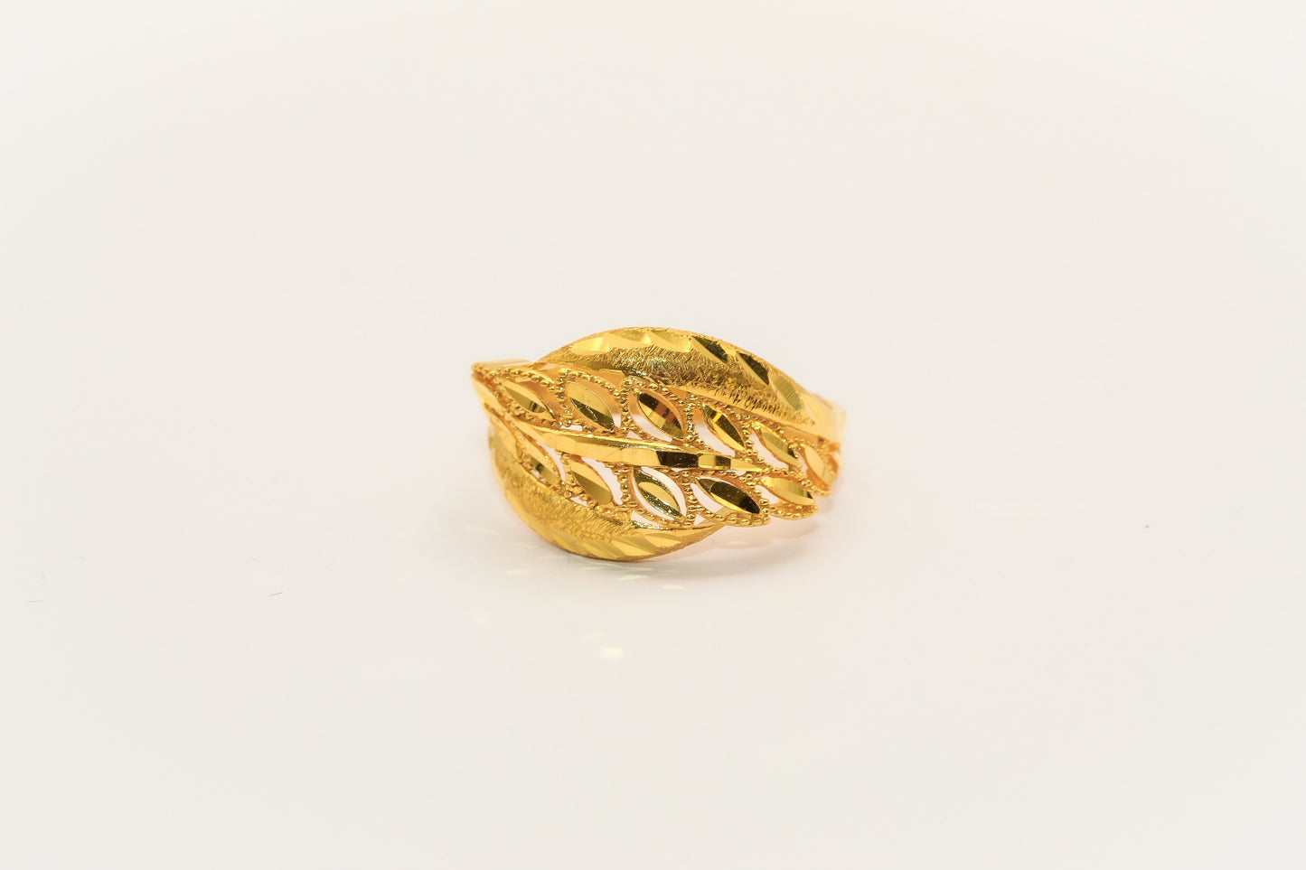 21K Gold Leaf Ring