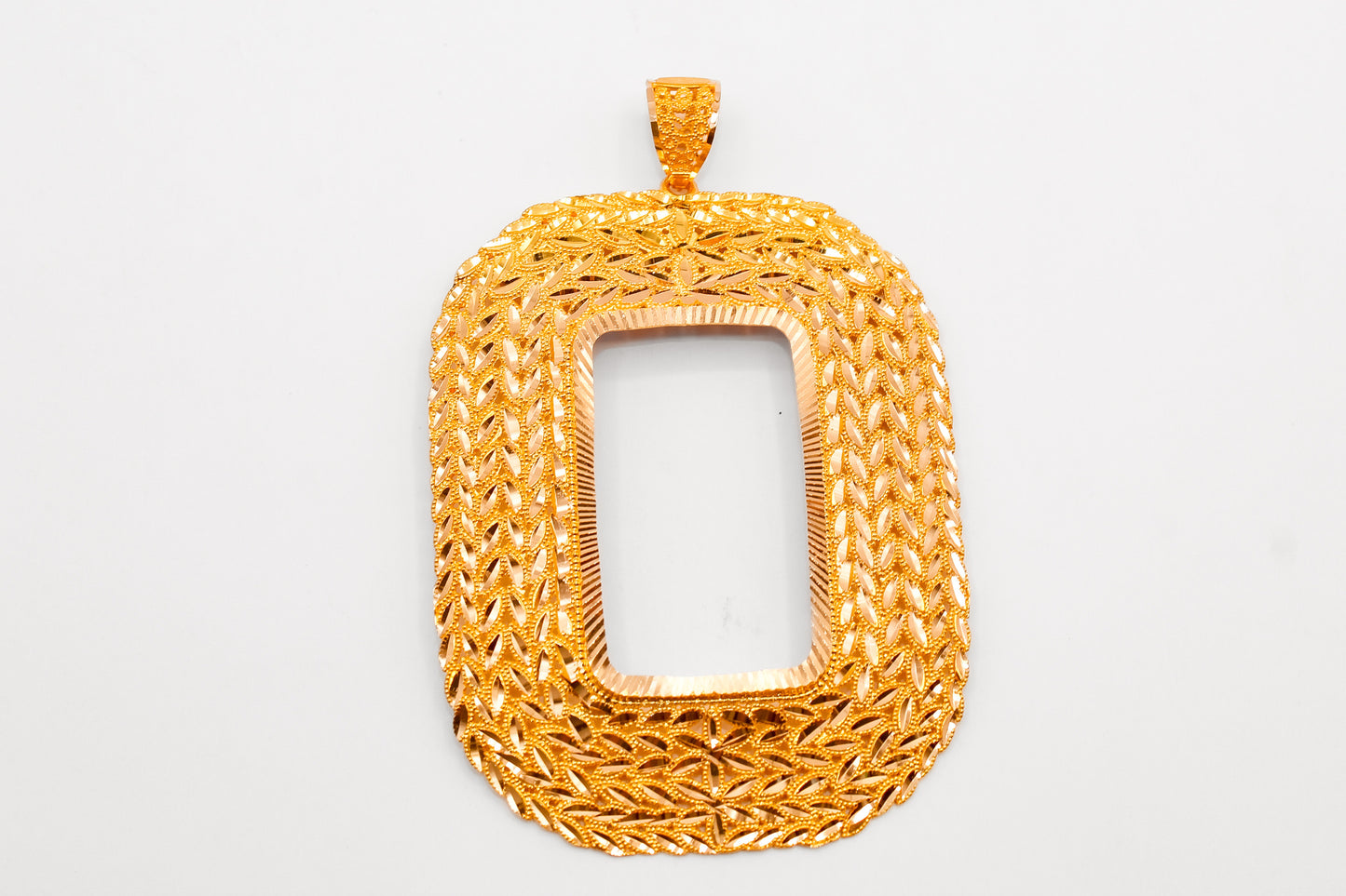 21K Gold Ounsa Frame Pendant