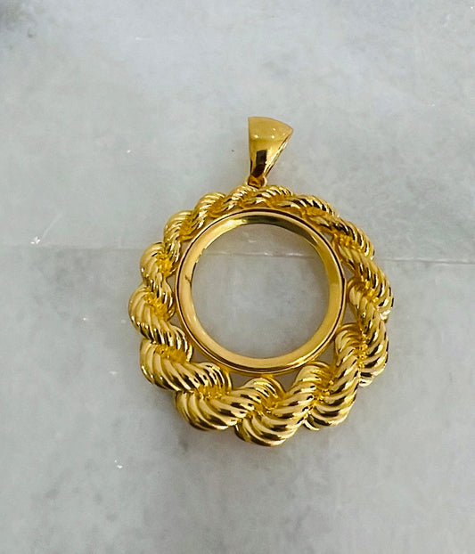 21k Gold Coin Rope Frame Pendant