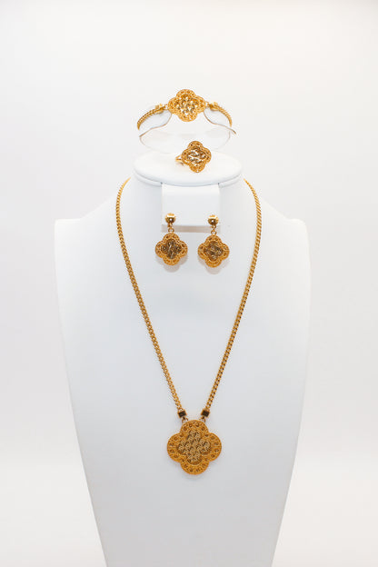 21K Gold Clover Set