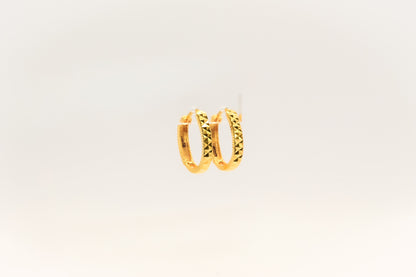 21K Gold Oval Small Hoop Earrings