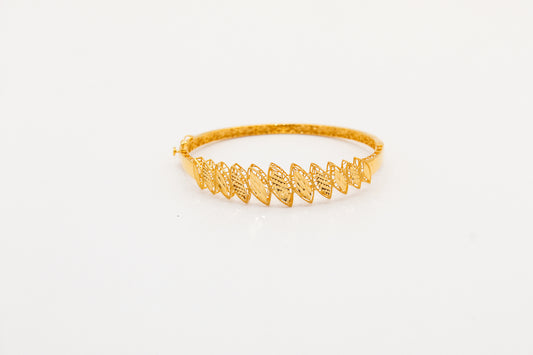 21K Gold Fancy Bangle Bracelet
