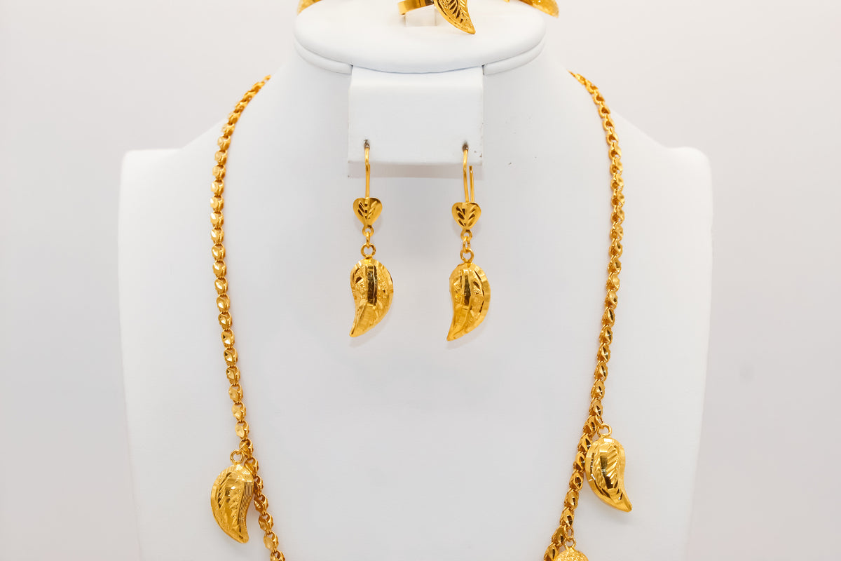 21K Gold Loza Necklace Set