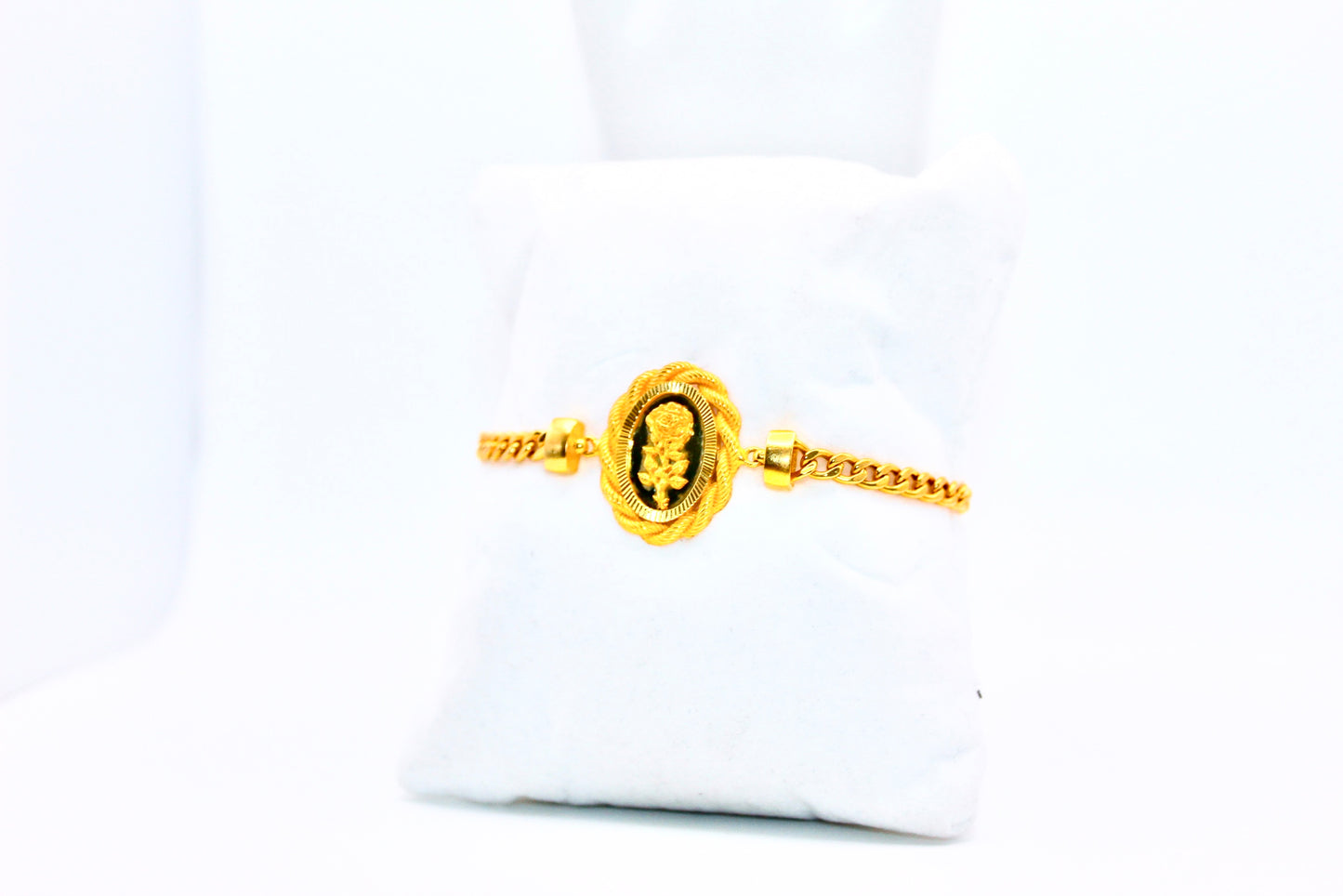 21k gold Oval Rose Bracelet