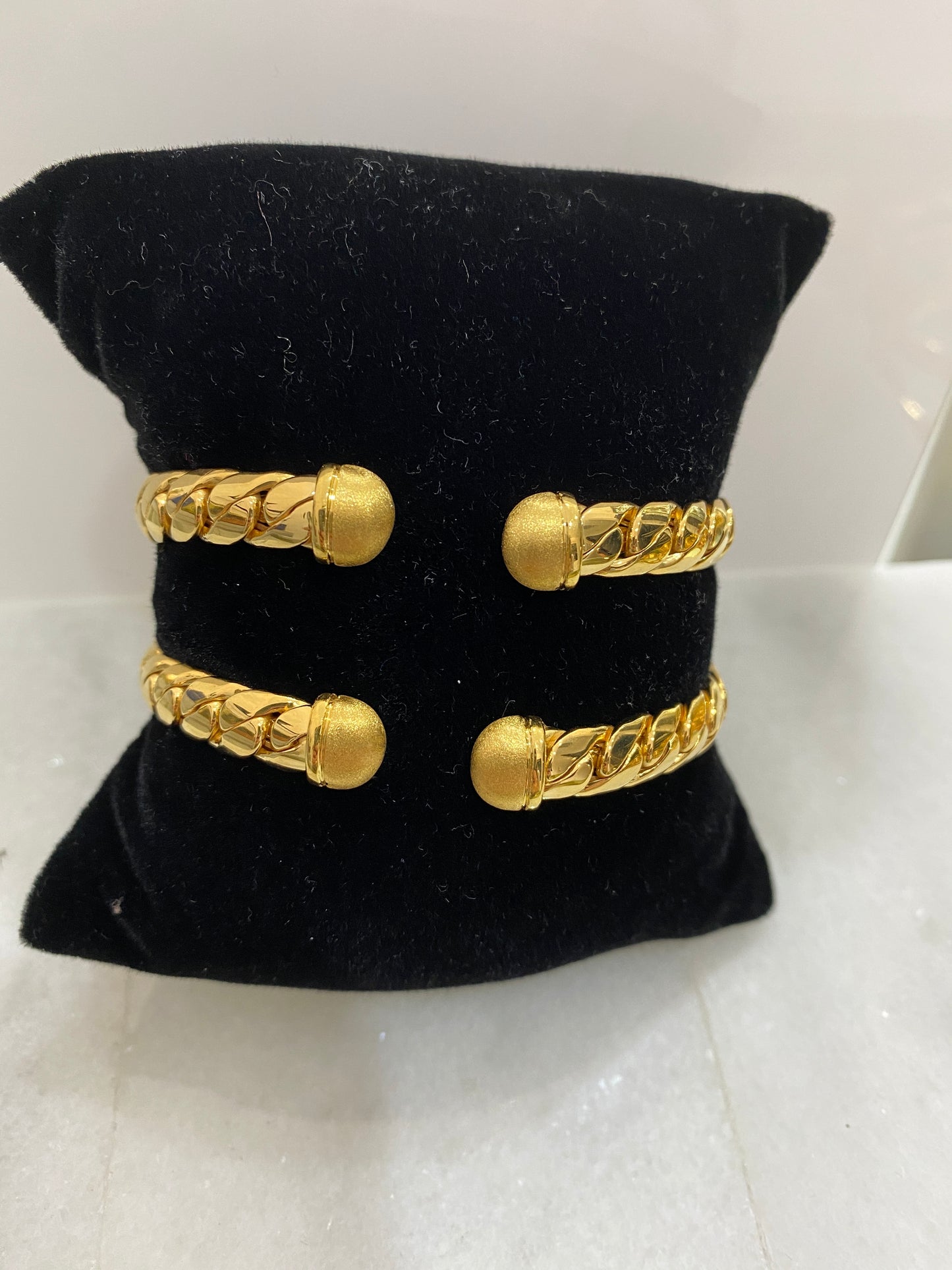 21k Gold Himo Cuff Bracelet