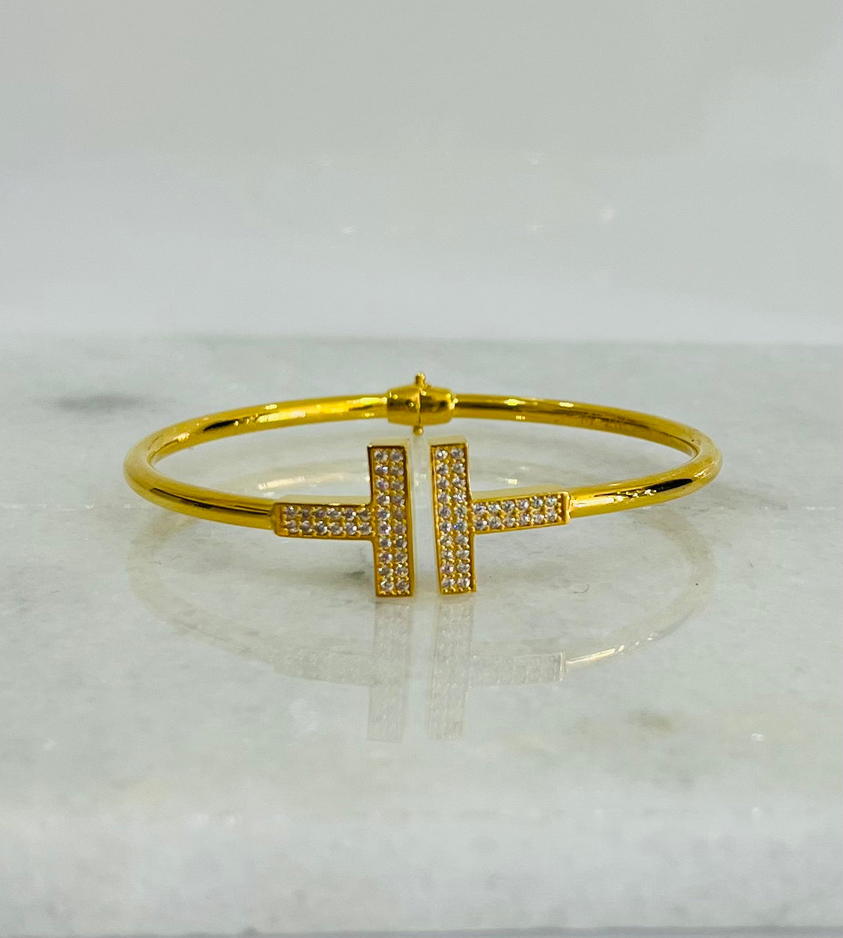 21k Gold zirconia Bangle Bracelet