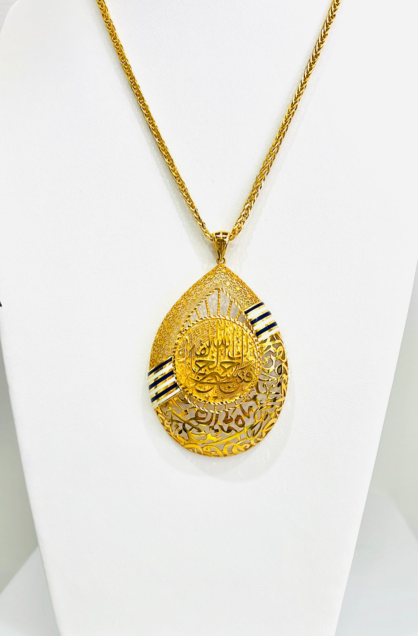 21k Gold Pendant