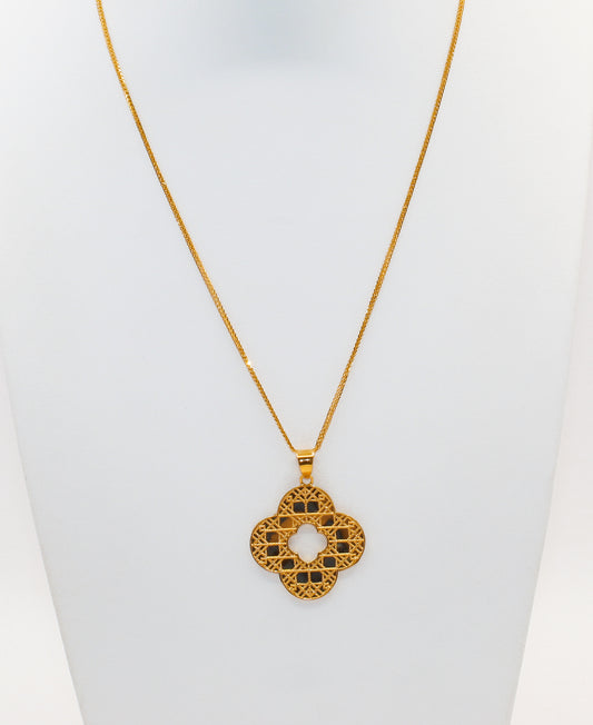 21K Gold Clover Necklace