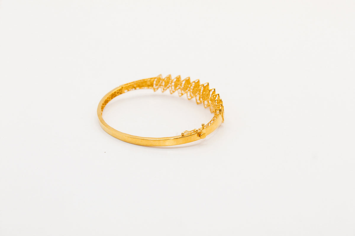 21K Gold Fancy Bangle Bracelet