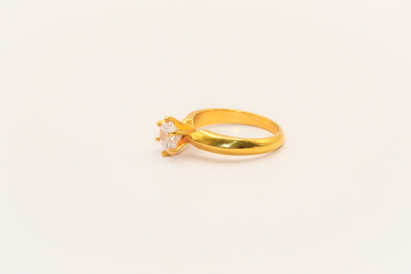 21K Gold Solitaire Ring