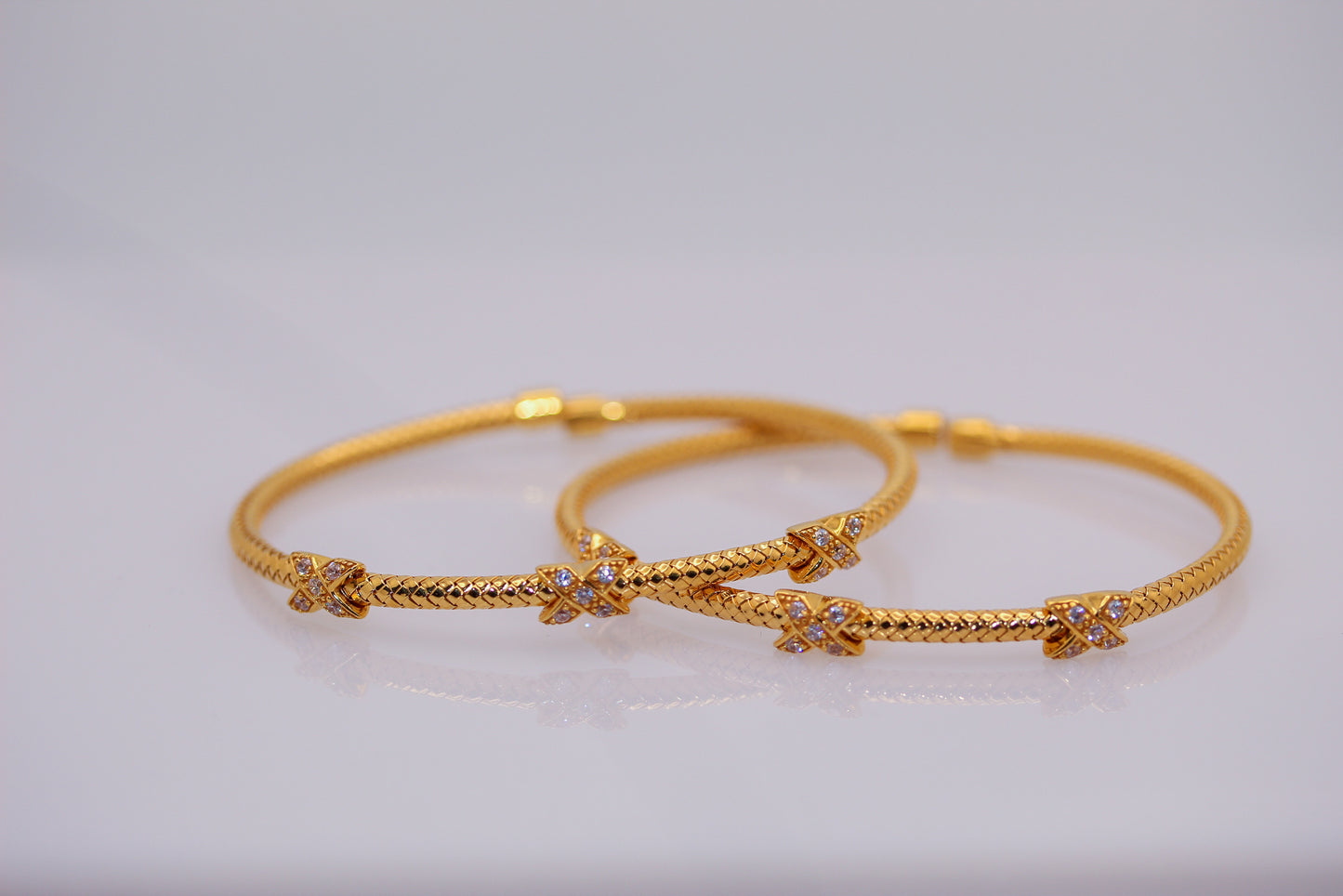 21k Gold X Himo Bracelet